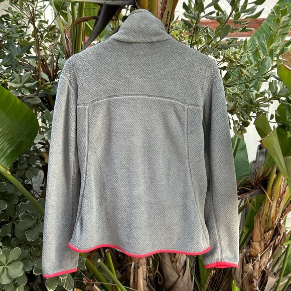 Vintage Patagonia Women’s Synchilla Snap-T Fleece Gray Red Trim Medium - Picture 3 of 4